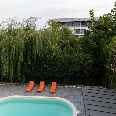 Studio 8 I One Bedroom Apartment I Airport I Therme Отопени Екстериор снимка